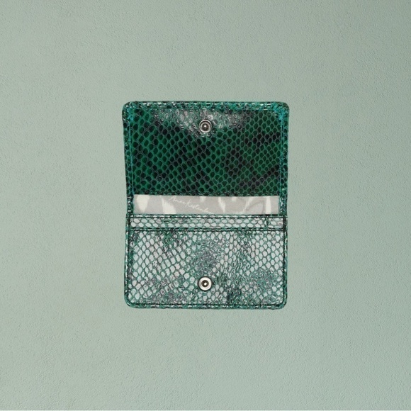 Aimee Kestenberg Sammy Bifold Card Wallet in Emerald Snake - Picture 5 of 5